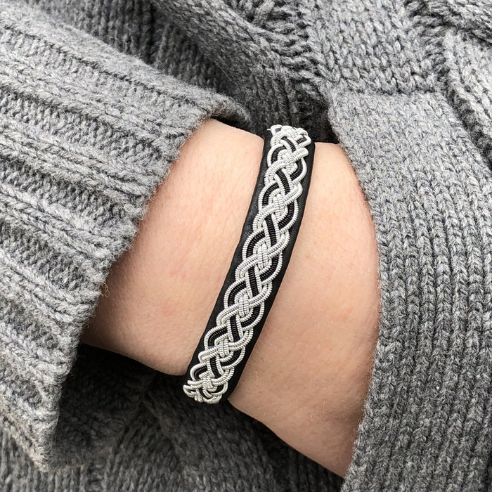 Alice black reindeer leather bracelet by Julevu