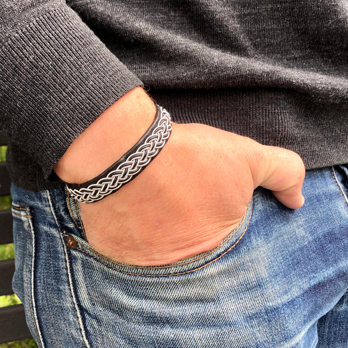 nord bracelet, nord jewelry, reindeer leather bracelet, lapland bracelet, nordic bracelet, bracelet with reindeer antler button